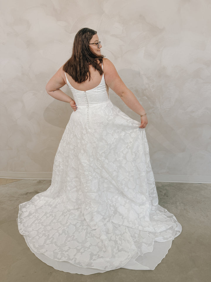 Size 18 | Emme by Dearly