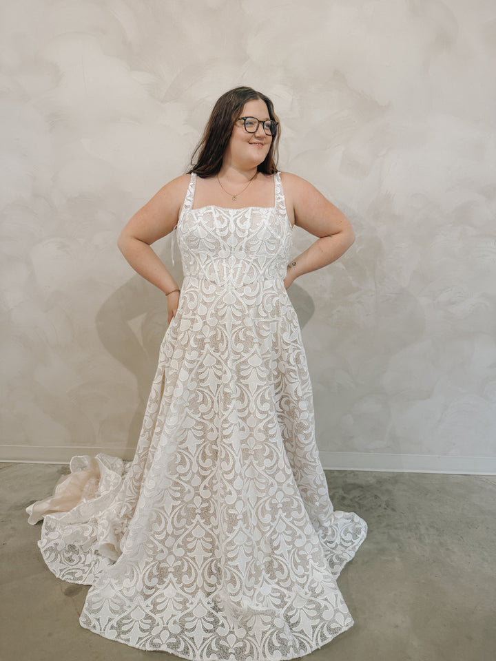 Size 16 | Delilah by Truly