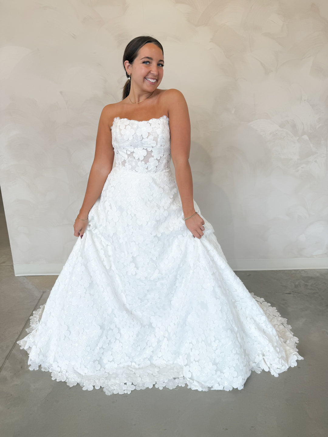 Size 12 | Eden by Take Heart