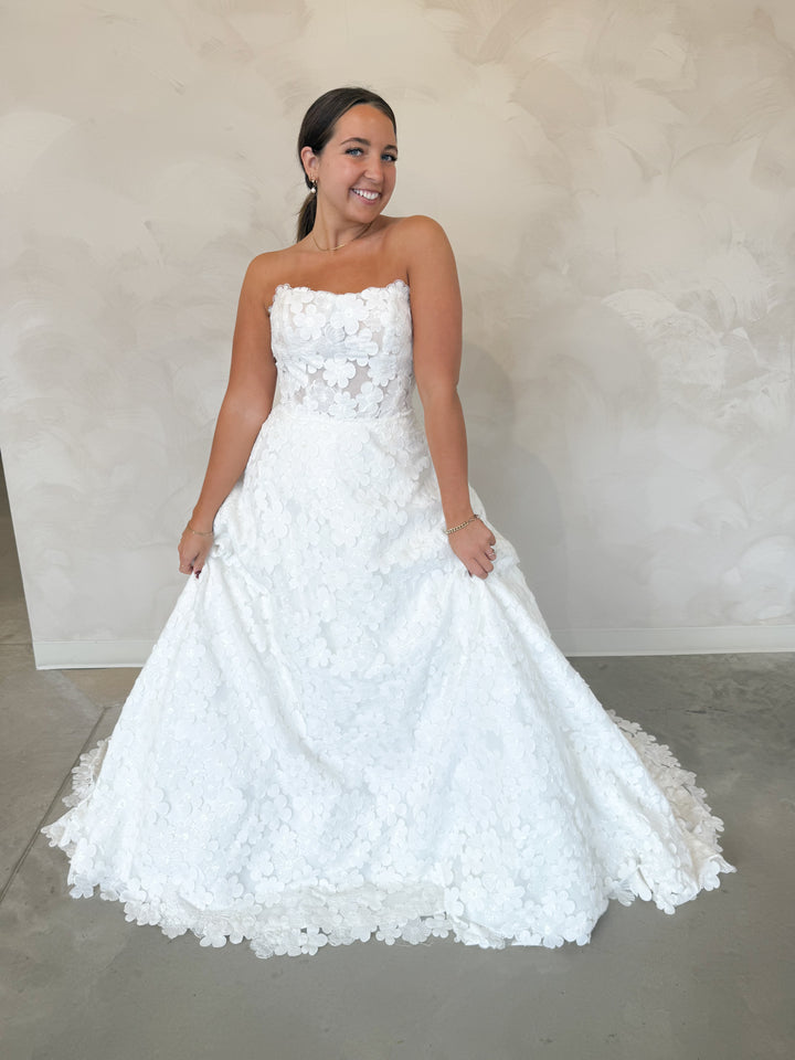 Size 12 | Eden by Take Heart