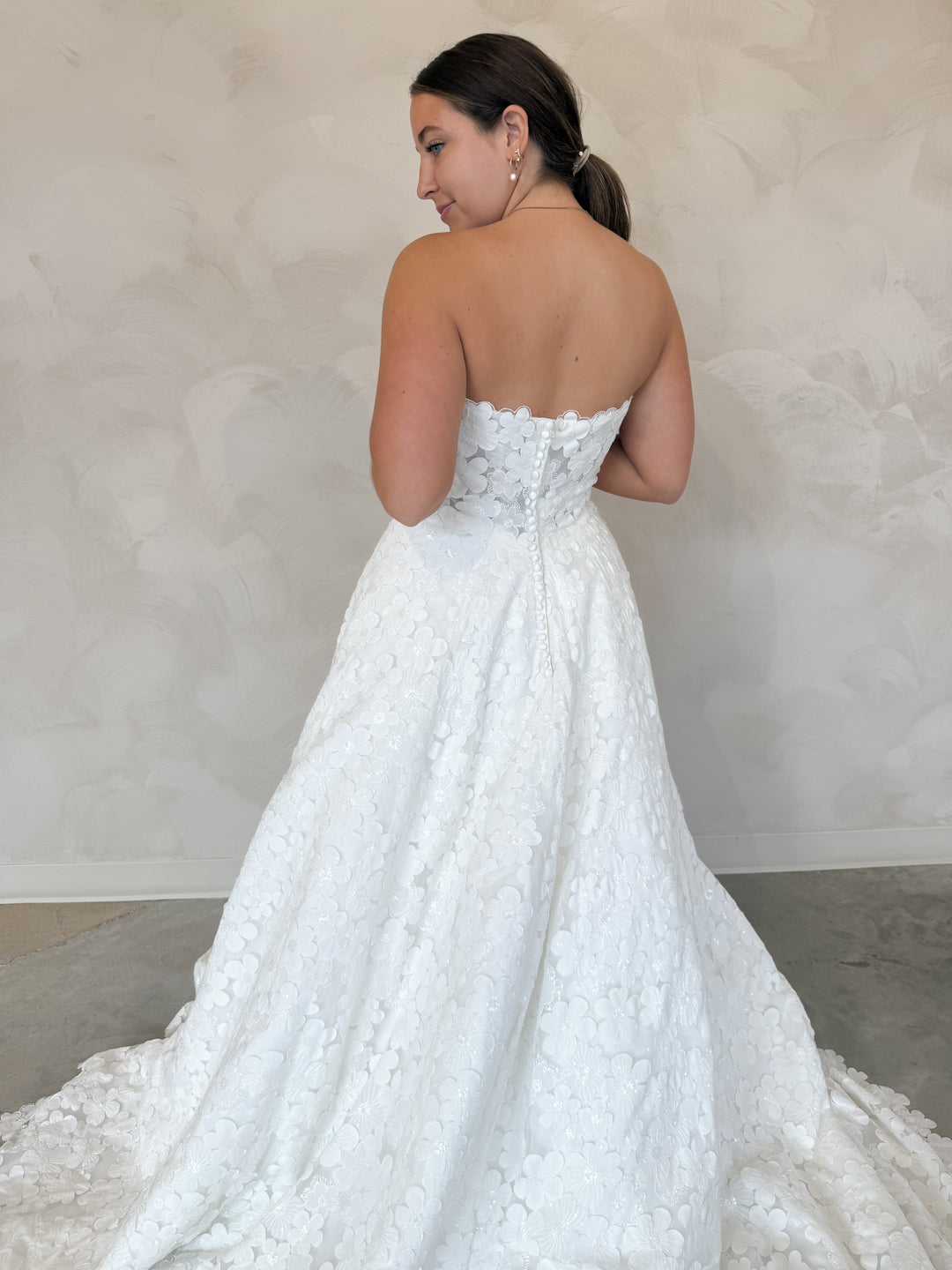 Size 12 | Eden by Take Heart