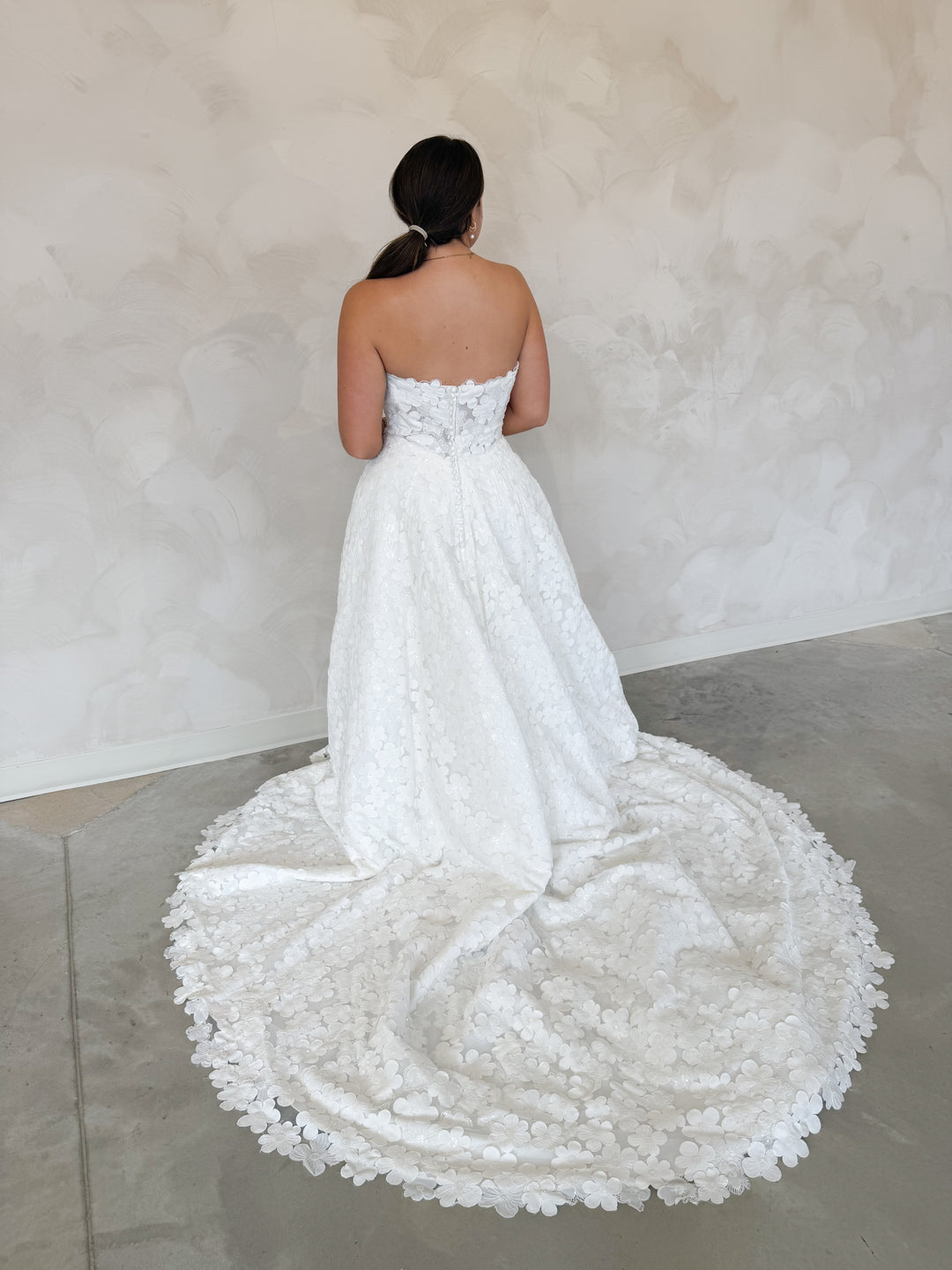 Size 12 | Eden by Take Heart