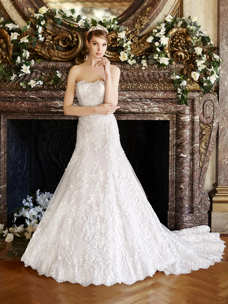 Size 24 | J6440 by Moonlight