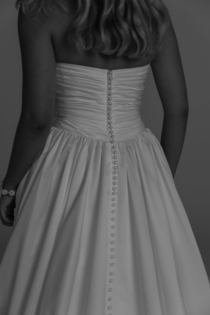 OCTAVIA BY TANIA OLSEN