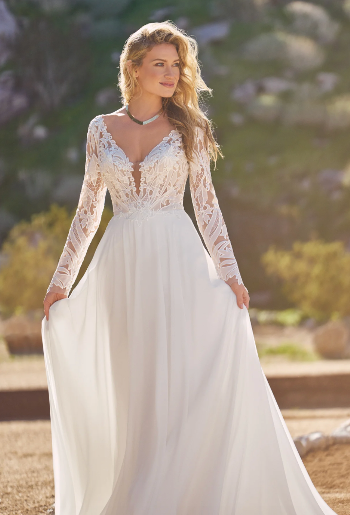 Size 16 | 66283 by Lillian West