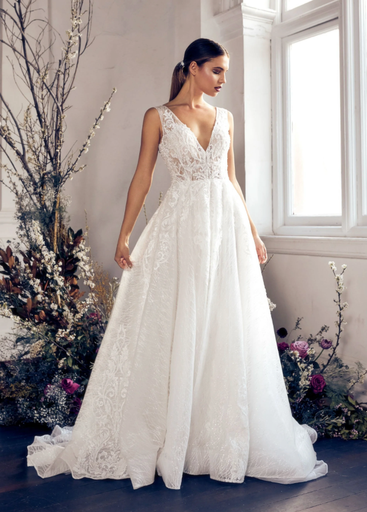 Size 10 | ZB358 by Zavana