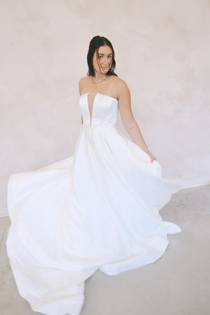 Size 10 | Aria by Eva Lendel