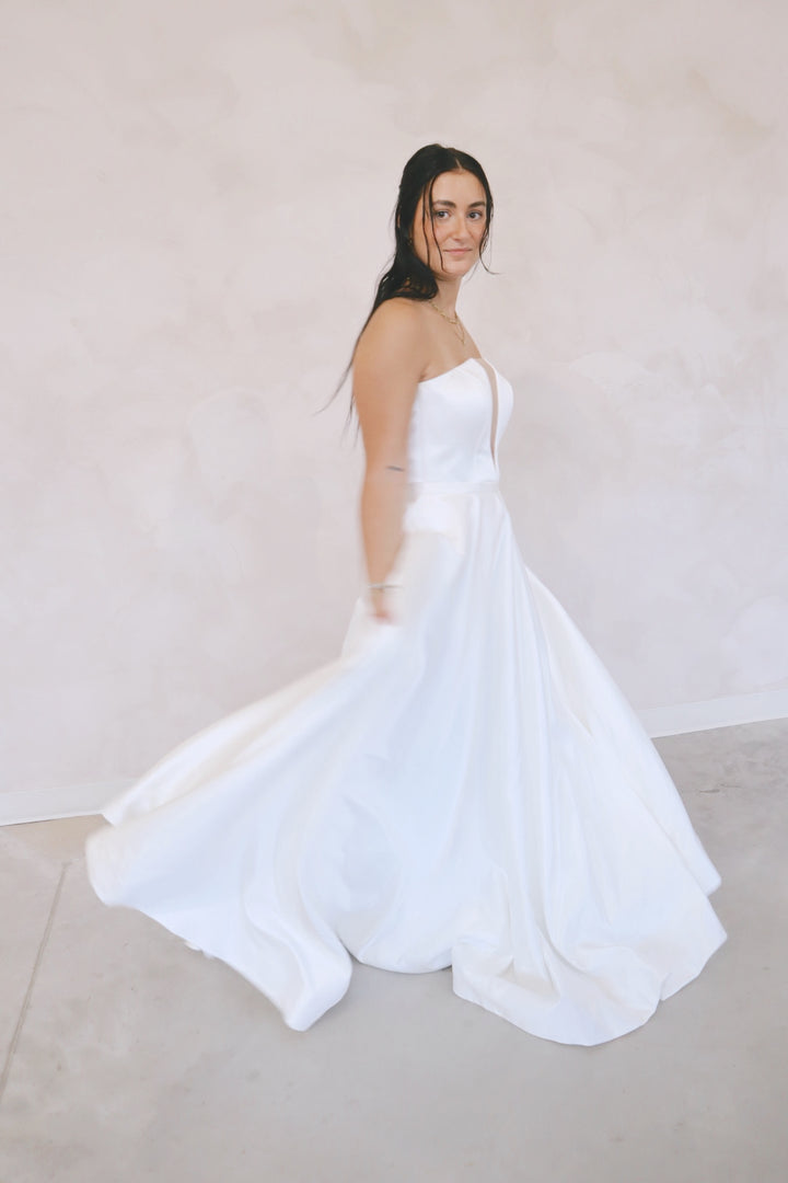 Size 10 | Aria by Eva Lendel