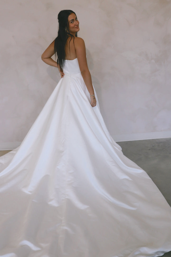 Size 10 | Aria by Eva Lendel