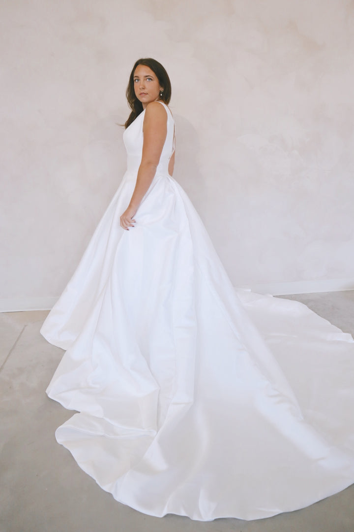 Size 14 | August by Take Heart