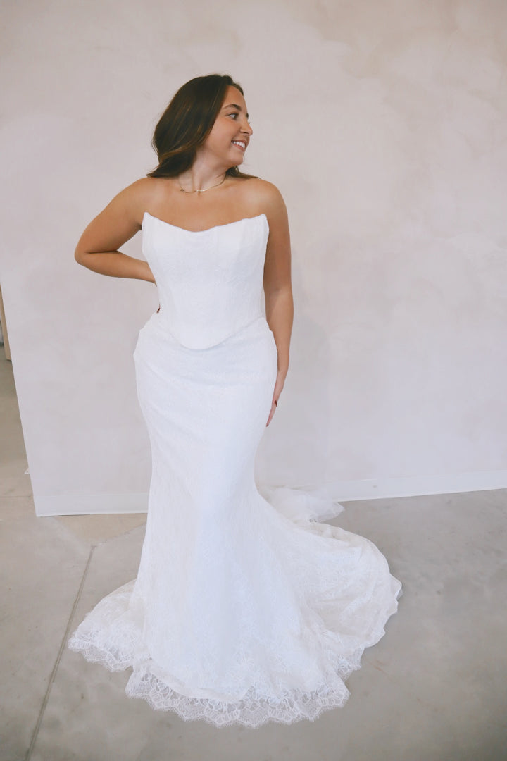 Size 16 | Wells by Take Heart