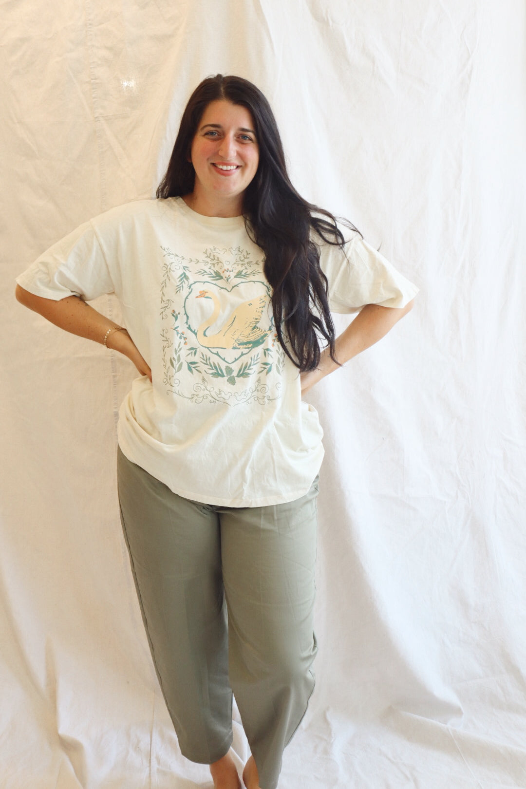 Ornate Swan Vintage-Wash Oversize Graphic Tee