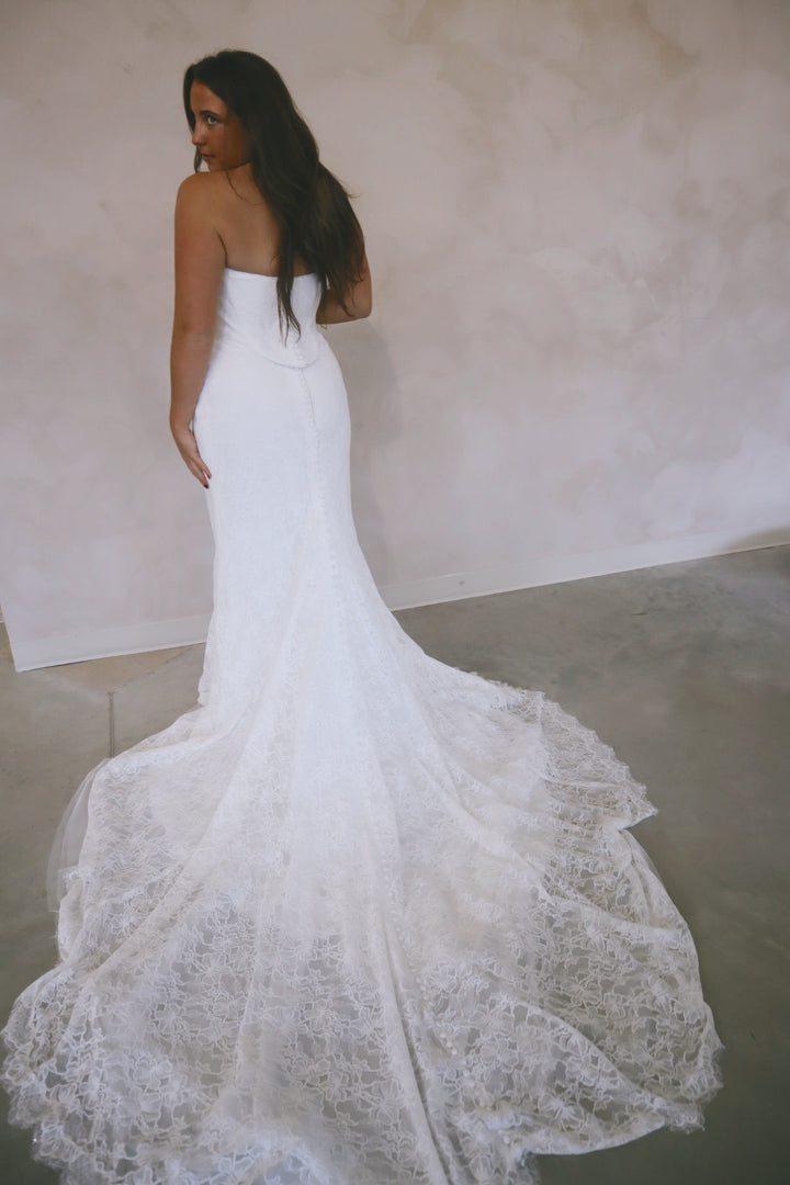 Size 16 | Wells by Take Heart