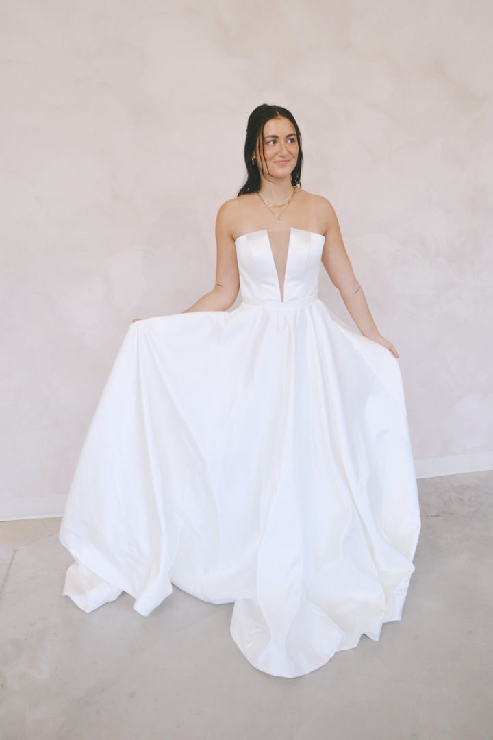 Size 10 | Aria by Eva Lendel