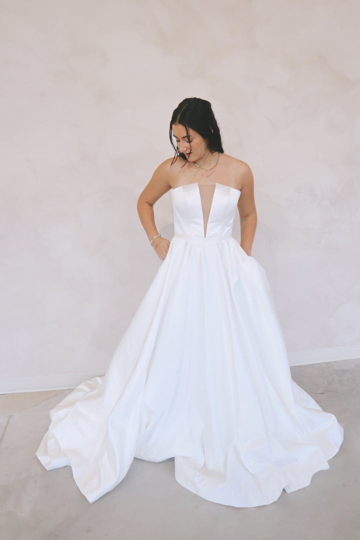 Size 10 | Aria by Eva Lendel