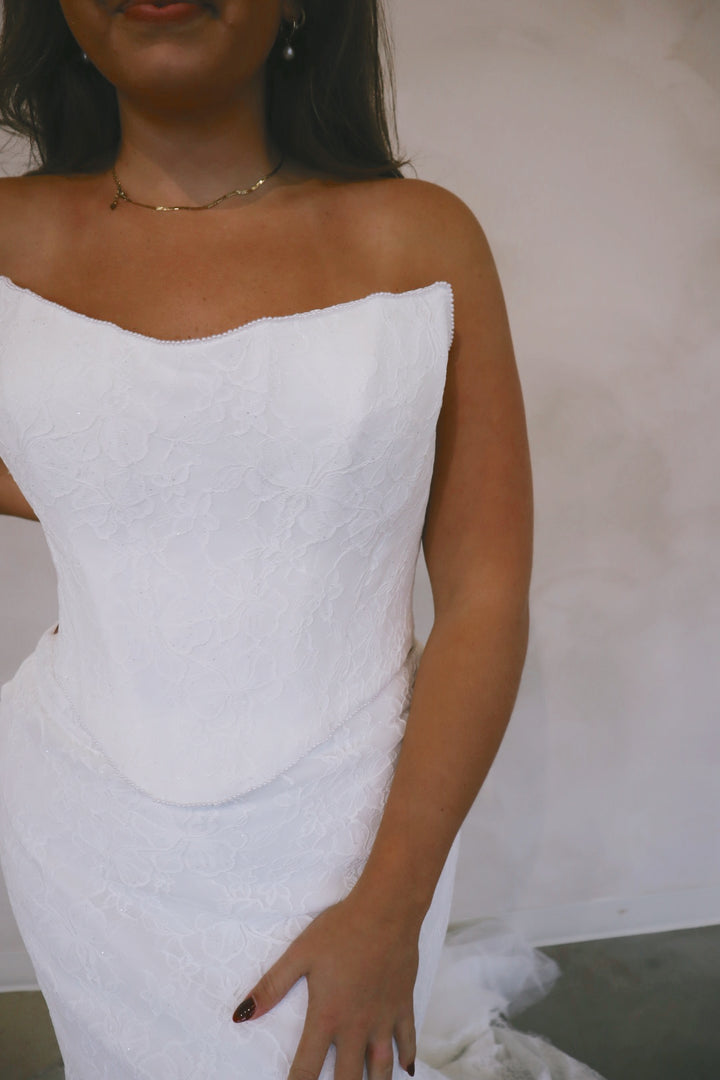 Size 16 | Wells by Take Heart