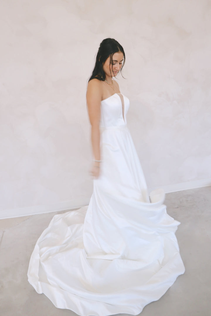 Size 10 | Aria by Eva Lendel