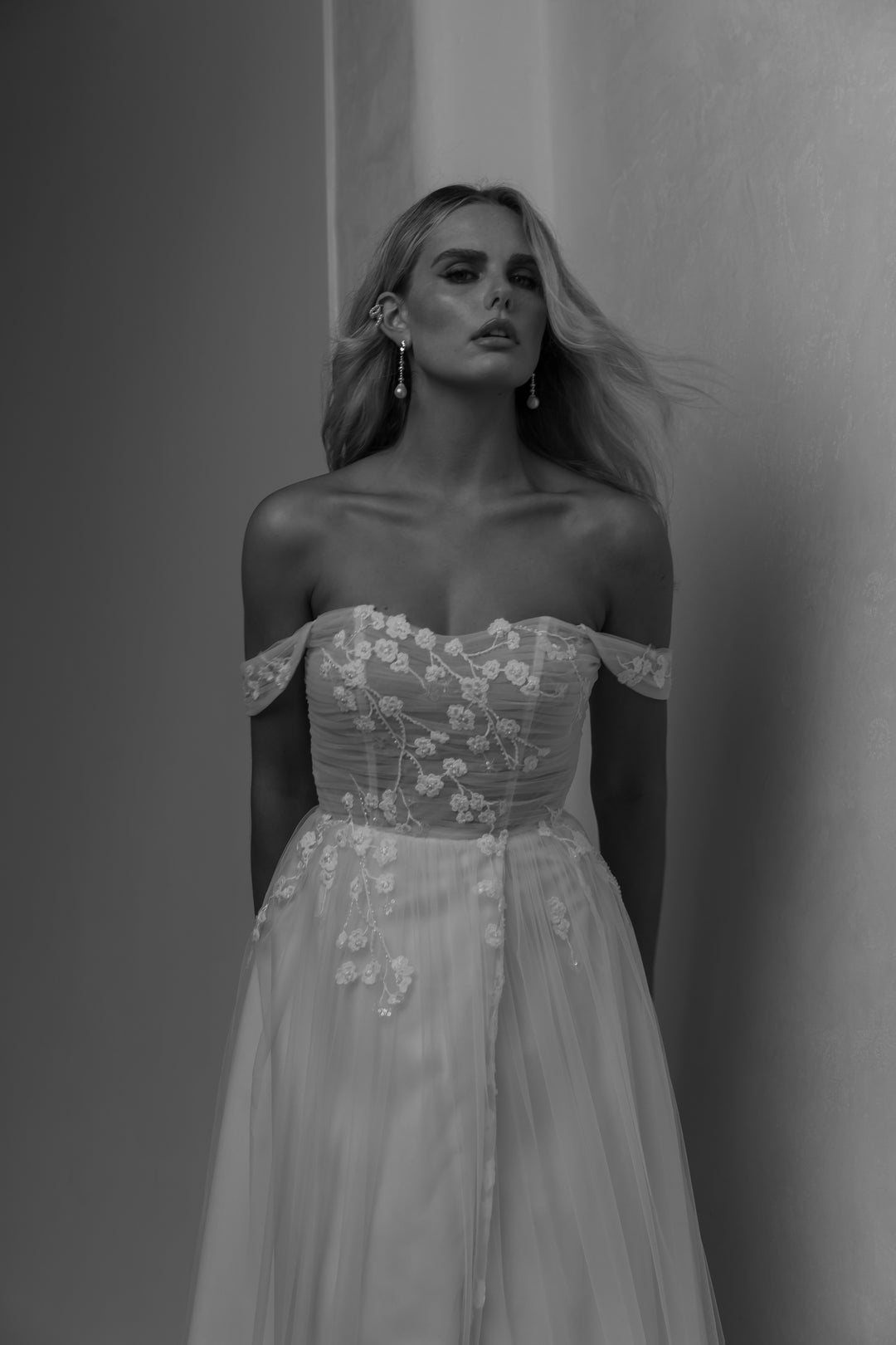 Size 10 | Yara by Tania Olsen