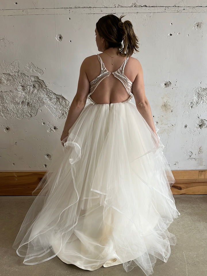 Tag Size 10 | Dearly Loved Bridal