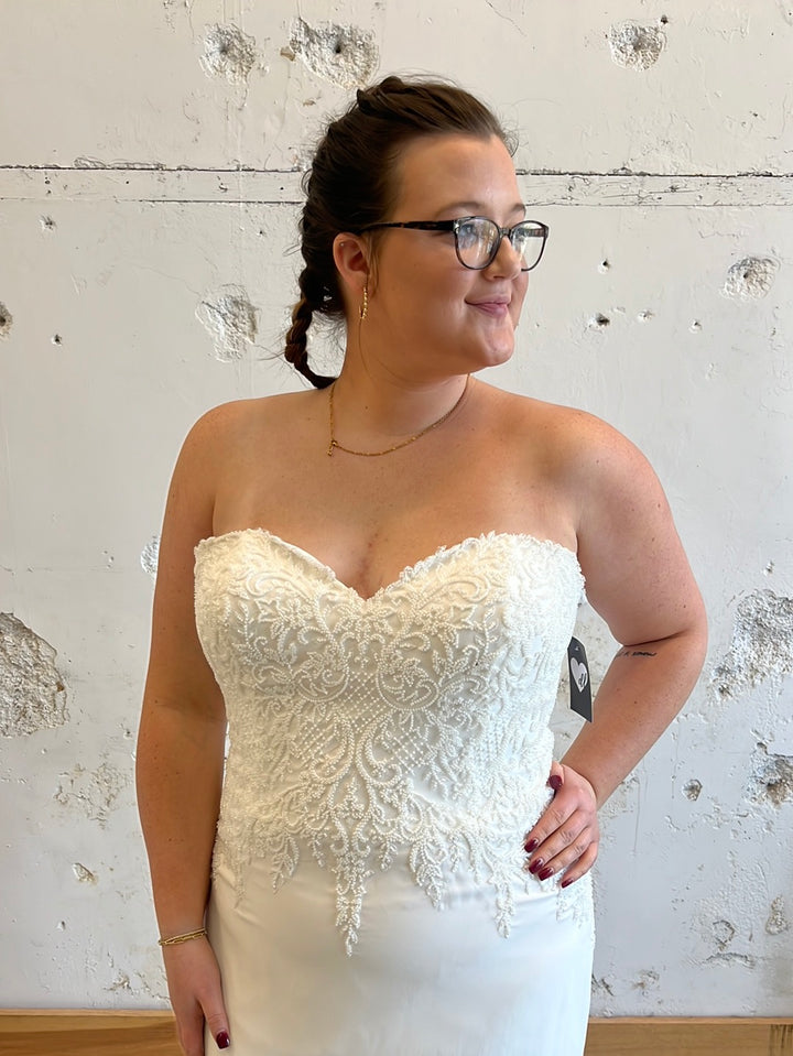 Tag Size 20 | Dearly Loved Bridal
