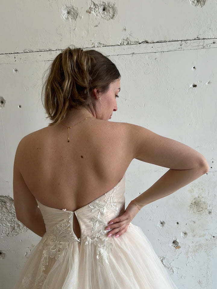 Tag Size 12 | La Sposa