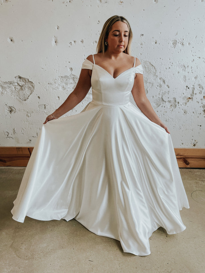 Tag Size 16 | Dearly Loved Bridal