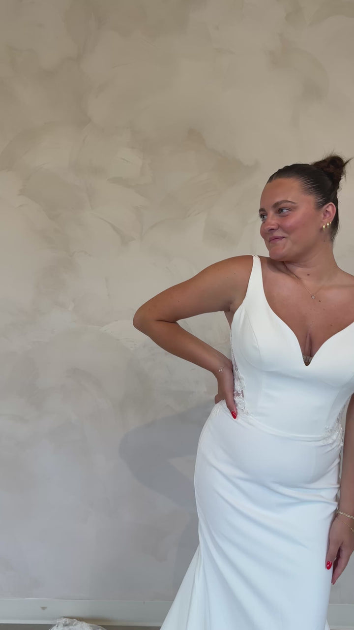 Size 16 | Shayla by Dearly