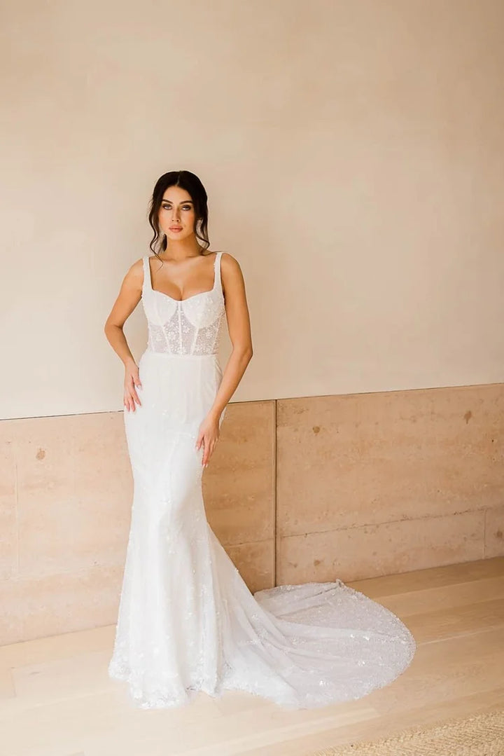 Size 12 | EB22724-1Z by Elysian Bridal