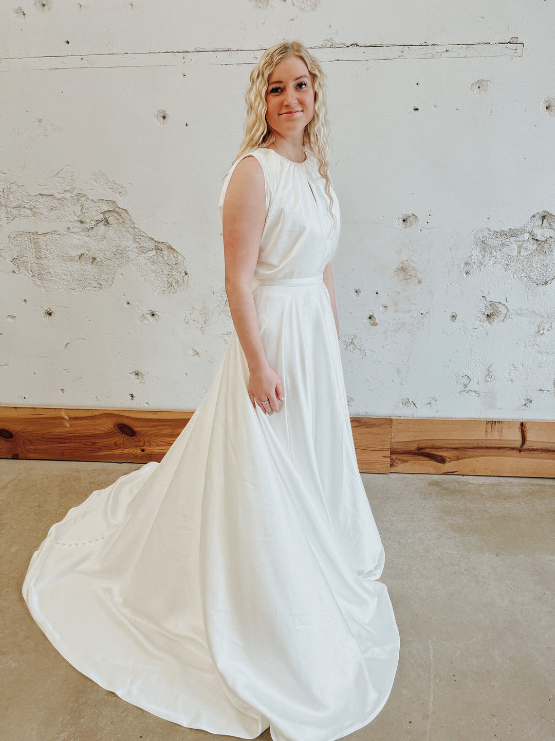 Tag Size 06 | Dearly Loved Bridal